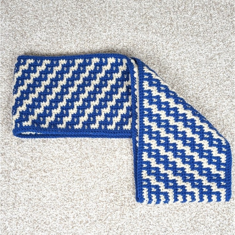 Handmade Crochet Infinity Scarf Blue White Geometric Pattern Women's Neck Warmer - Picture 3 of 5
